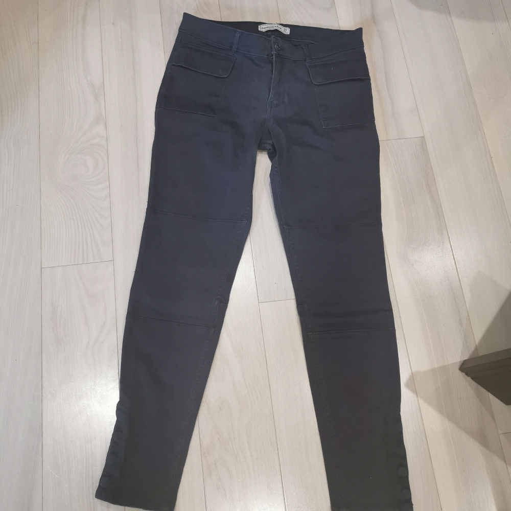 Abercrombie & Fitch super skinny jeans hem button - Picture 2 of 8